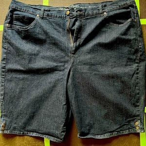 Plus Size Gloria Vanderbilt Amanda Bermuda shorts